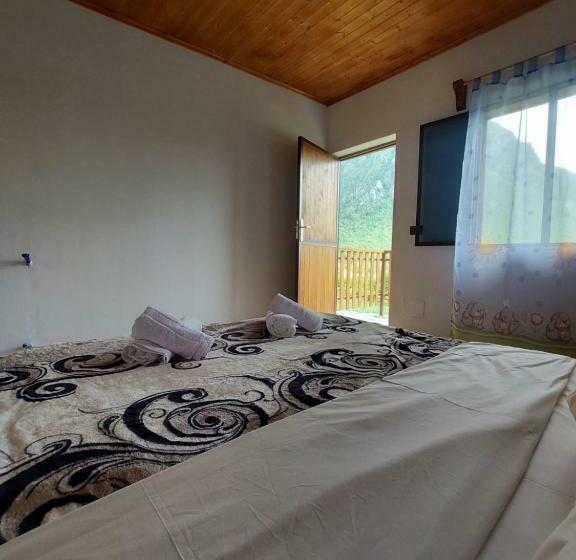 پانسیون Driti Gh Nderlysa