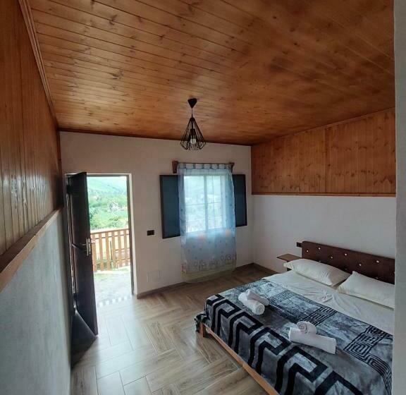 پانسیون Driti Gh Nderlysa