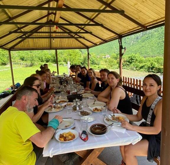 پانسیون Driti Gh Nderlysa