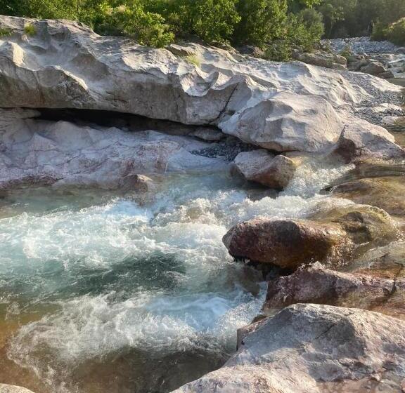 پانسیون Driti Gh Nderlysa