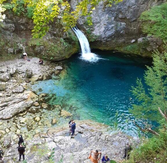 پانسیون Driti Gh Nderlysa