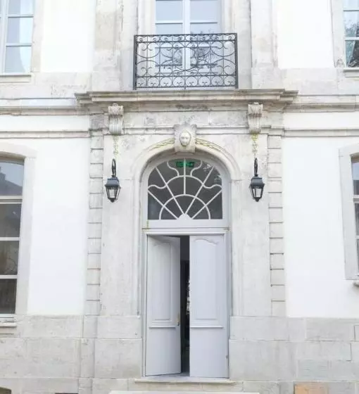 پانسیون La Maison De La Duchesse De La Vallière
