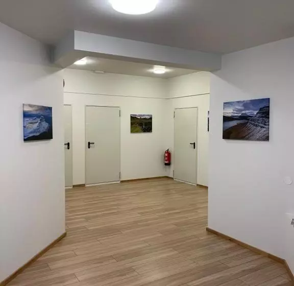 هتل Helgrindur Guesthouse