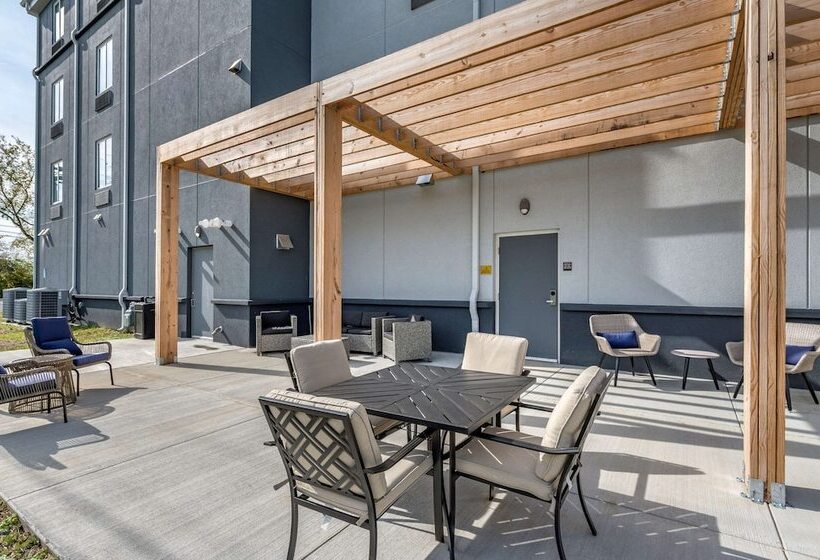 Hotel Mainstay Suites