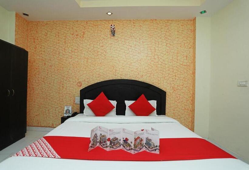 Flagship Hotel Neel Ganga