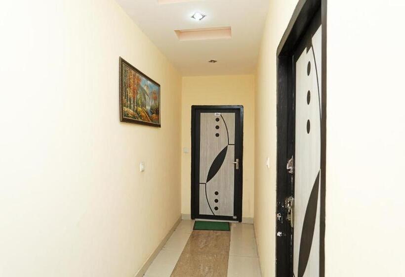 Flagship Hotel Neel Ganga