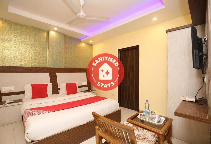 Itsy Hotels Royal Residency