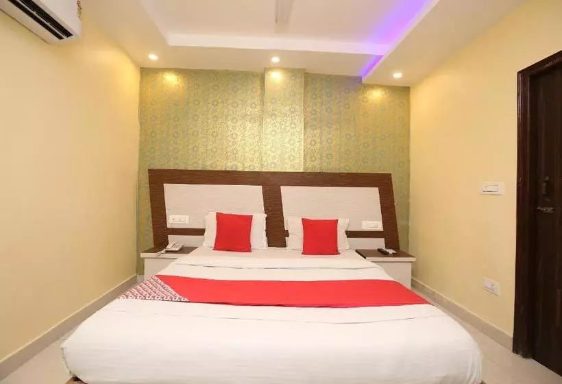 Itsy Hotels Royal Residency