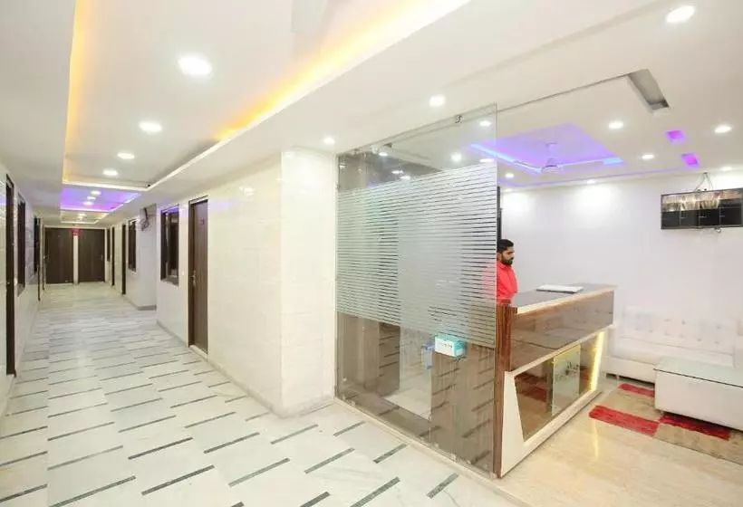Itsy Hotels Royal Residency