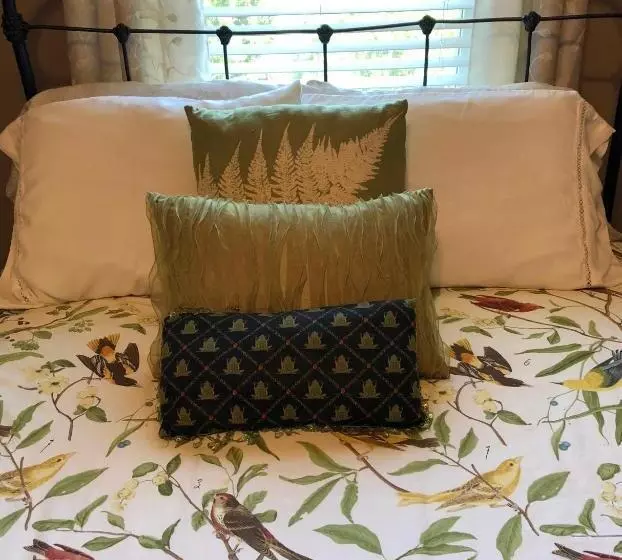 Magnolia House & Gardens B&b