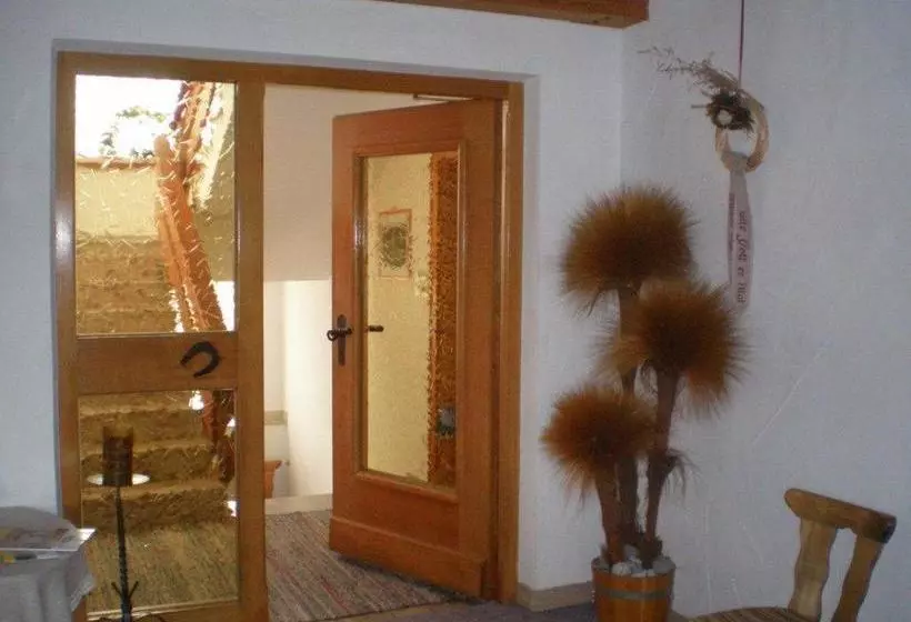 Majatalo Alpenhof Alt Lähn