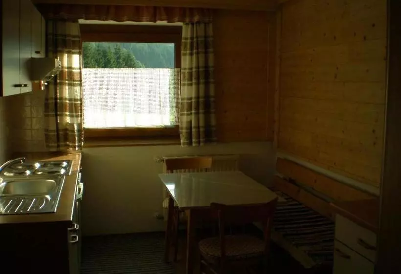 Majatalo Alpenhof Alt Lähn