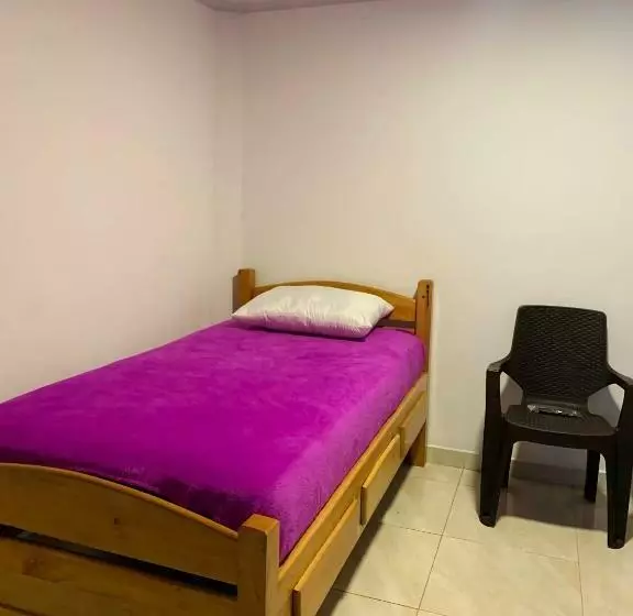 Majatalo Habitación Cercana Al Aeropuerto