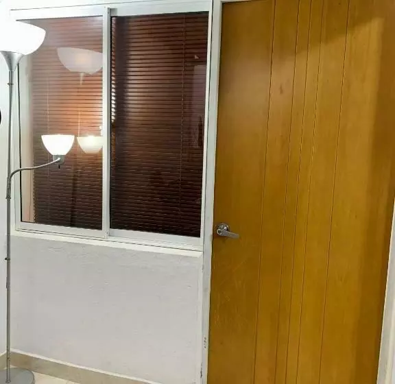 Majatalo Habitación Cercana Al Aeropuerto