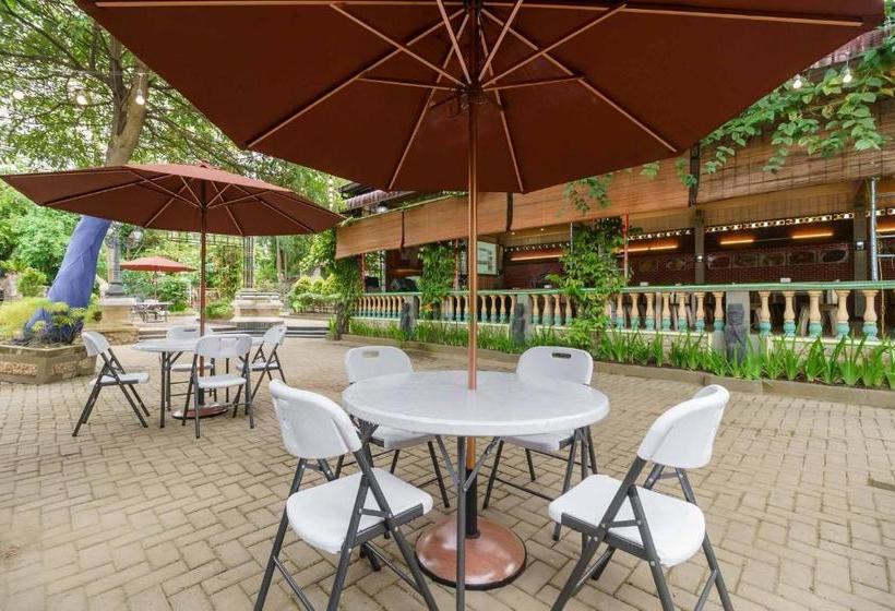 بنسيون Reddoorz Plus @ Setiabudi Medan 4