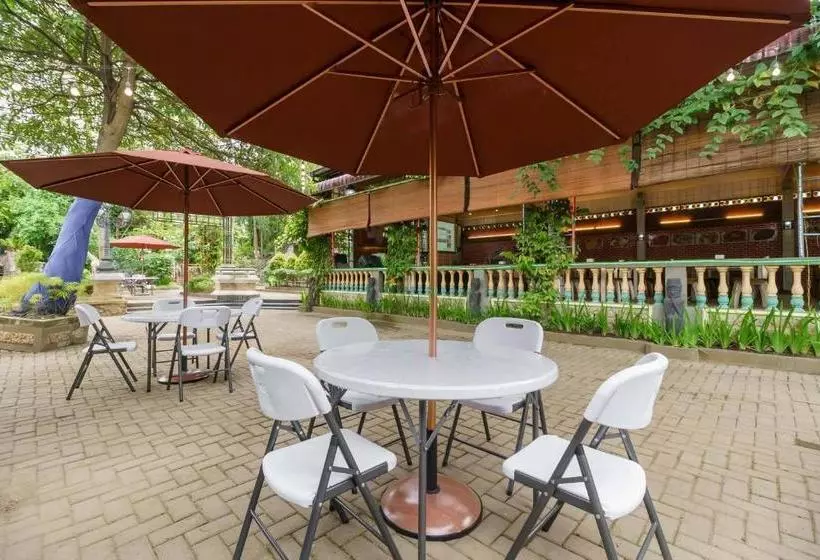 ペンション Reddoorz Plus @ Setiabudi Medan 4