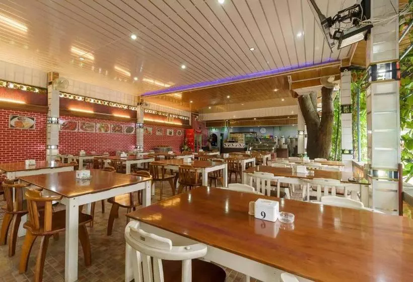 ペンション Reddoorz Plus @ Setiabudi Medan 4