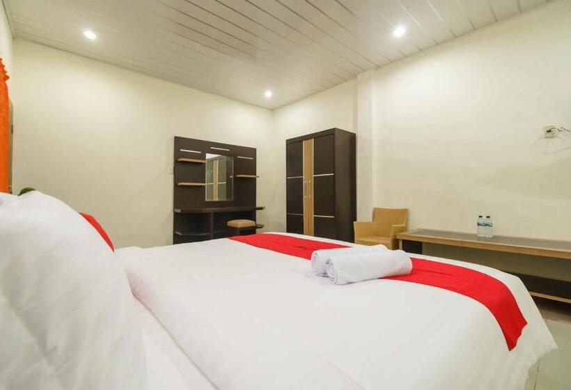 بنسيون Reddoorz Plus @ Setiabudi Medan 4