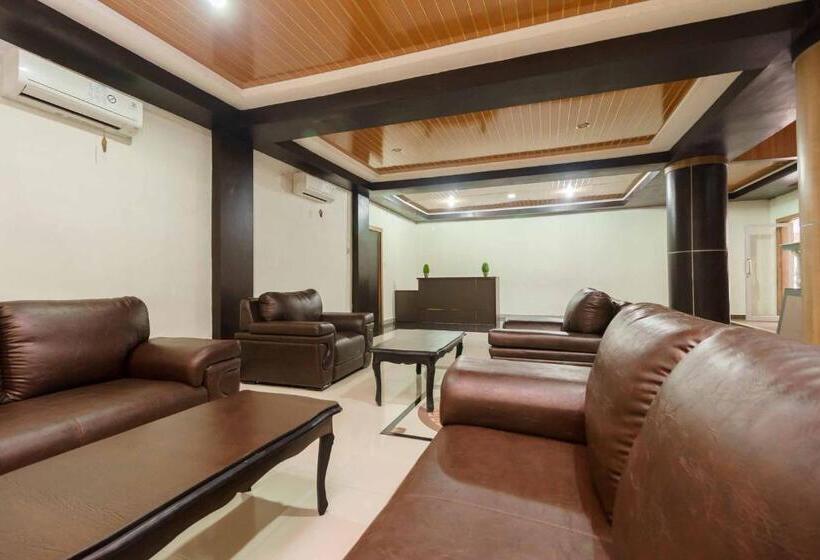 بنسيون Reddoorz Plus @ Setiabudi Medan 4