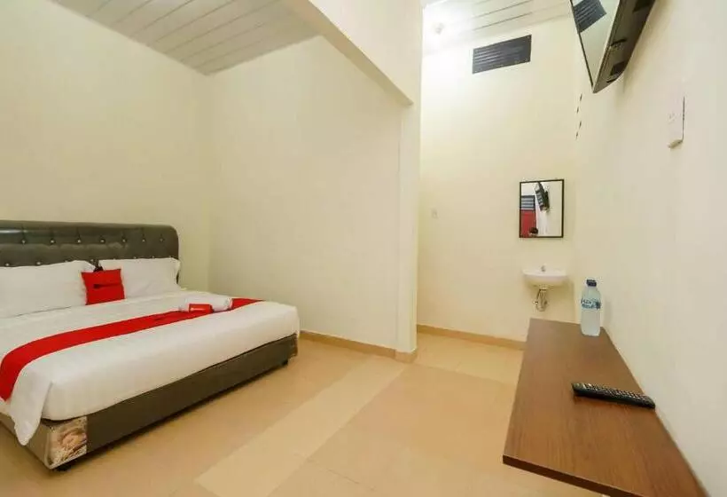 ペンション Reddoorz Plus @ Setiabudi Medan 4