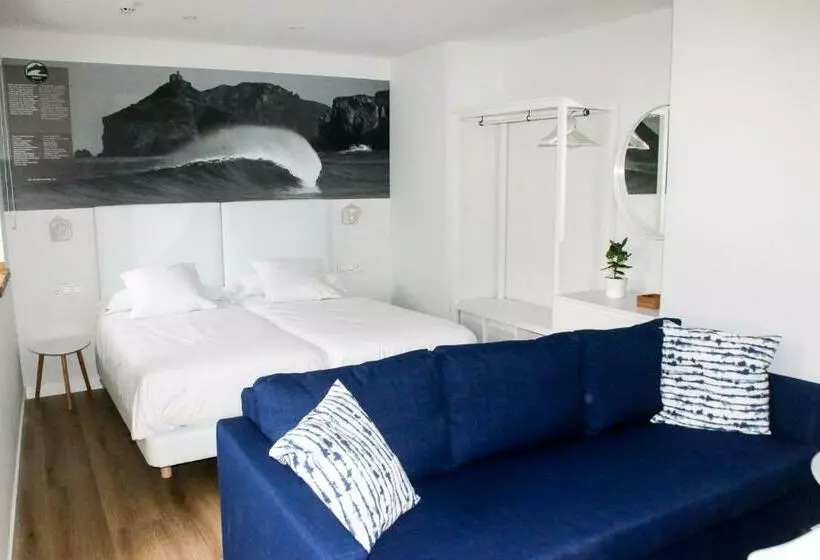 Apartamentos Mundaka Surf Camp