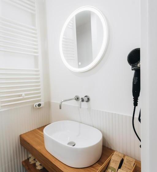 צימר Centoquindici Rooms & Suite