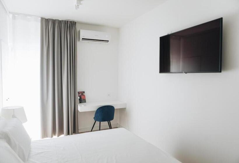 צימר Centoquindici Rooms & Suite