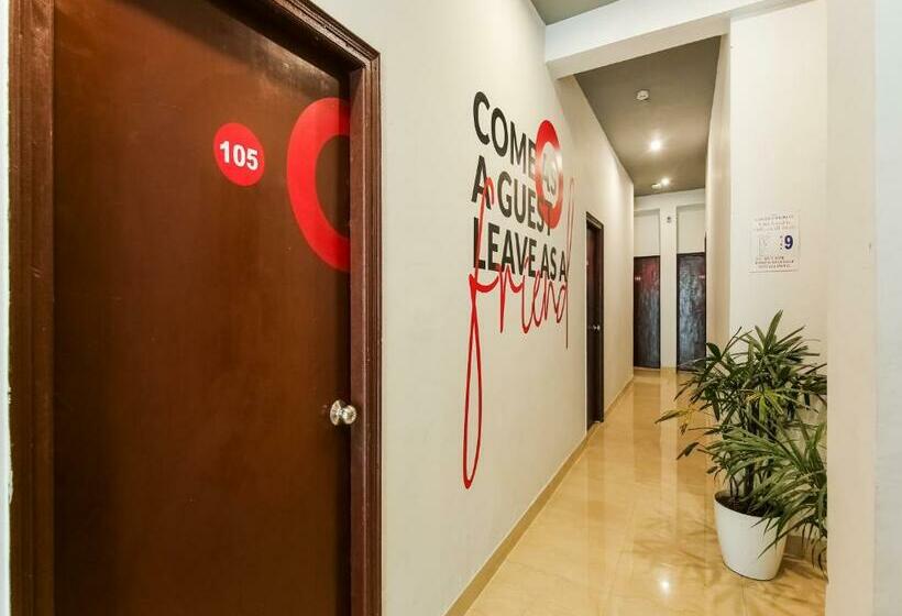 בית מלון כפרי Collection O Sri Sai Galaxy