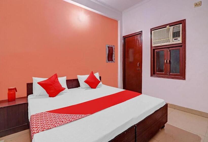 בית מלון כפרי Spot On Relax Inn