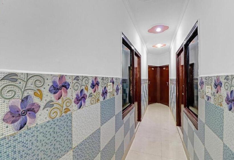 בית מלון כפרי Spot On Relax Inn