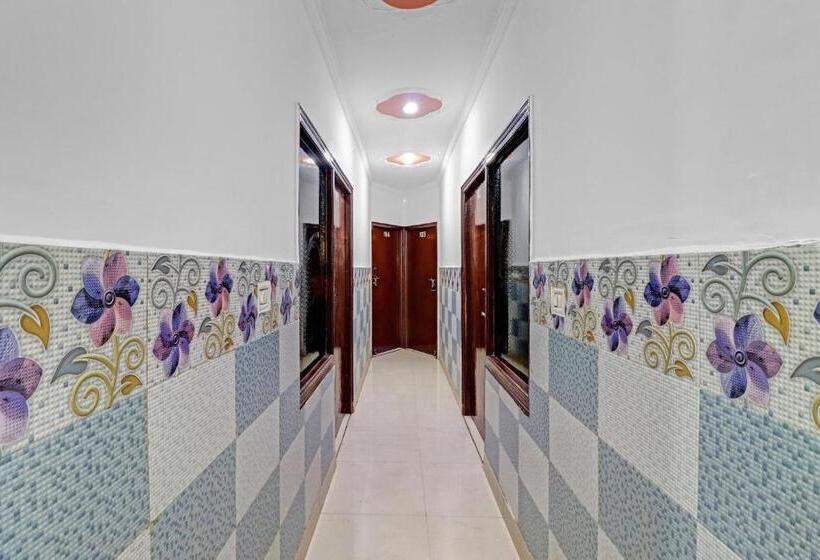 בית מלון כפרי Spot On Relax Inn