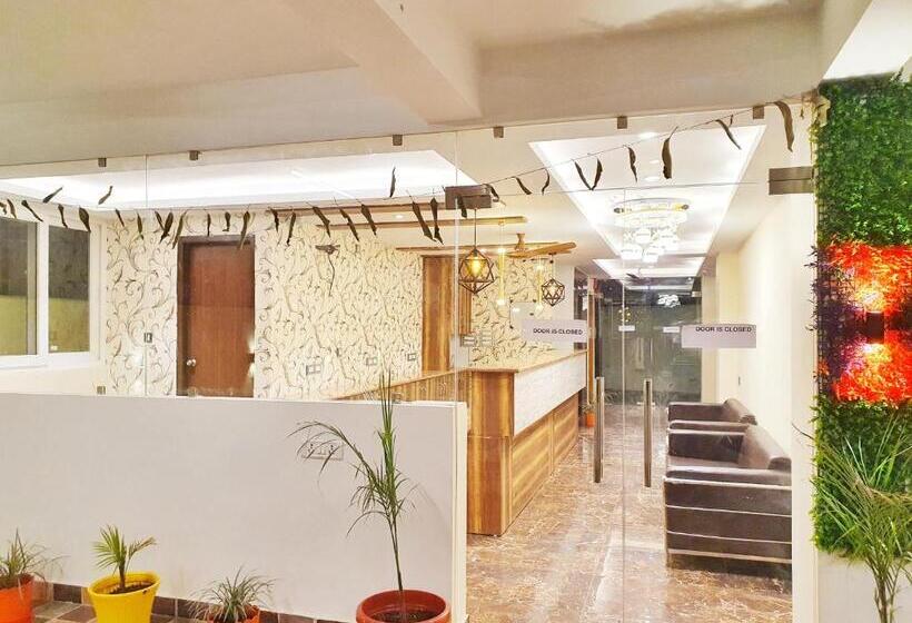 호텔 The Park Residency