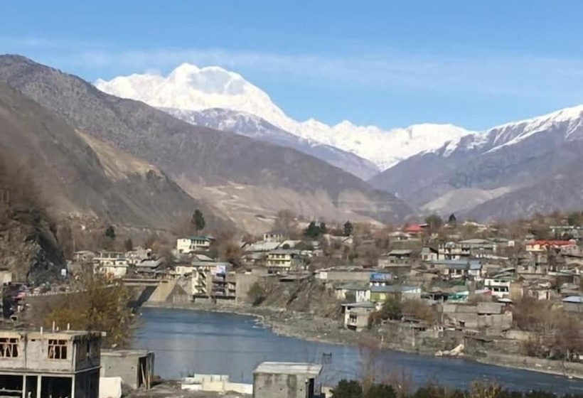 هتل Tirch Mir View  Chitral