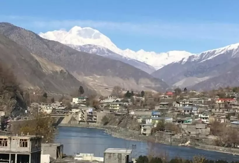 هتل Tirch Mir View  Chitral