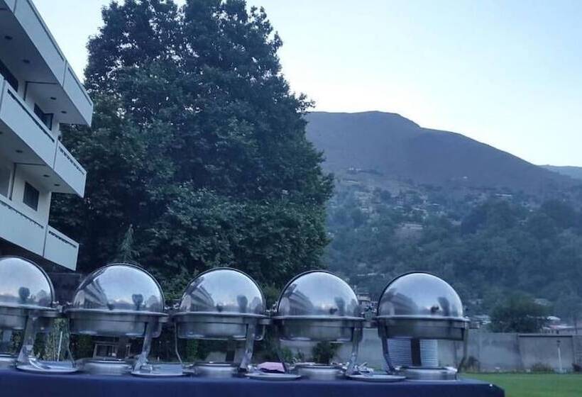 هتل Tirch Mir View  Chitral