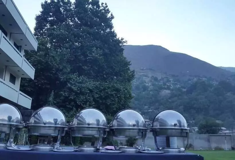 هتل Tirch Mir View  Chitral