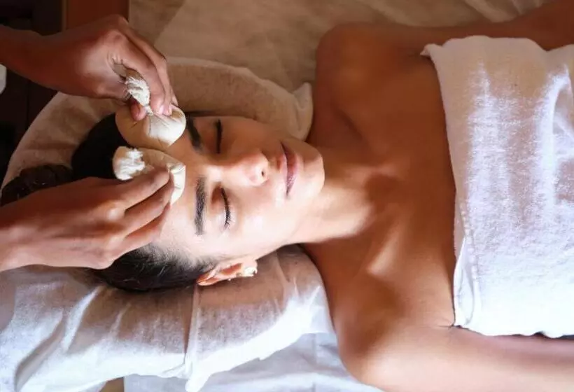 ホテル Veda5 Wellness Retreat & Spa