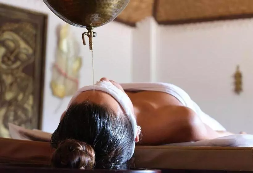 ホテル Veda5 Wellness Retreat & Spa