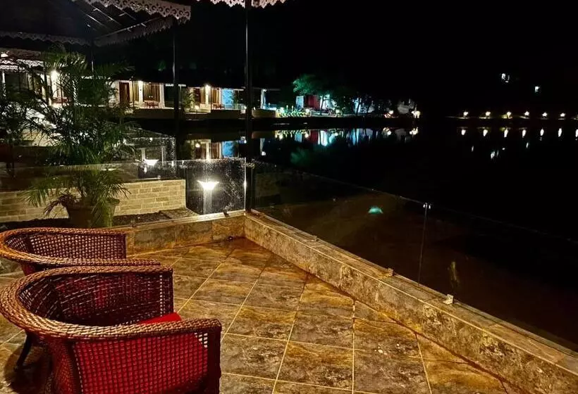ホテル Veda5 Wellness Retreat & Spa