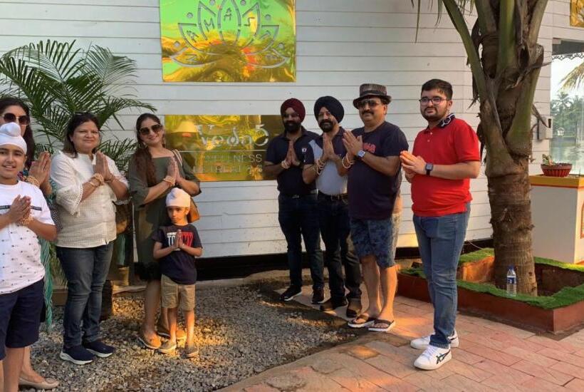 호텔 Veda5 Wellness Retreat & Spa