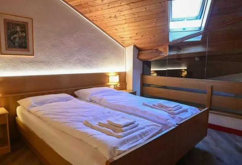 Aamiaismajoitus (B&B) Dependance Soran H. San Lorenzo