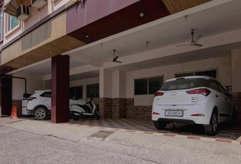 Hotell Collection O The Shree Dhar Niwas