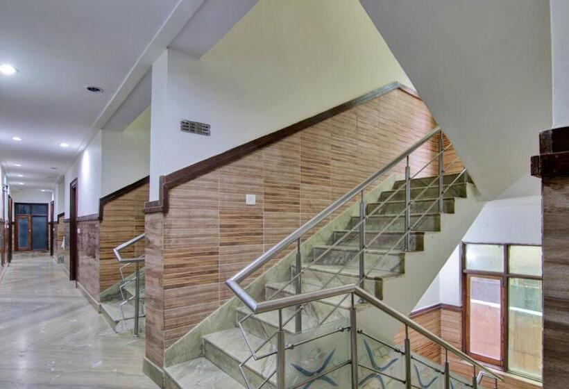 Hotell Collection O The Shree Dhar Niwas