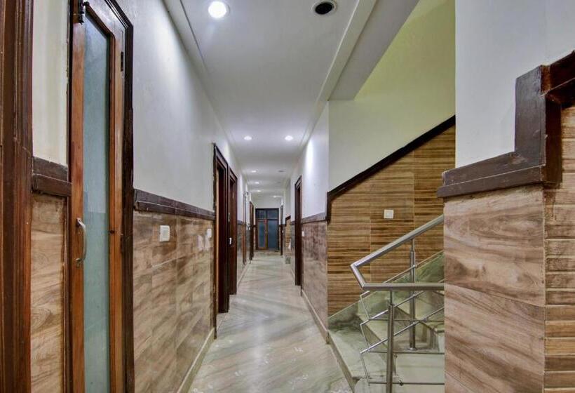 Hotell Collection O The Shree Dhar Niwas