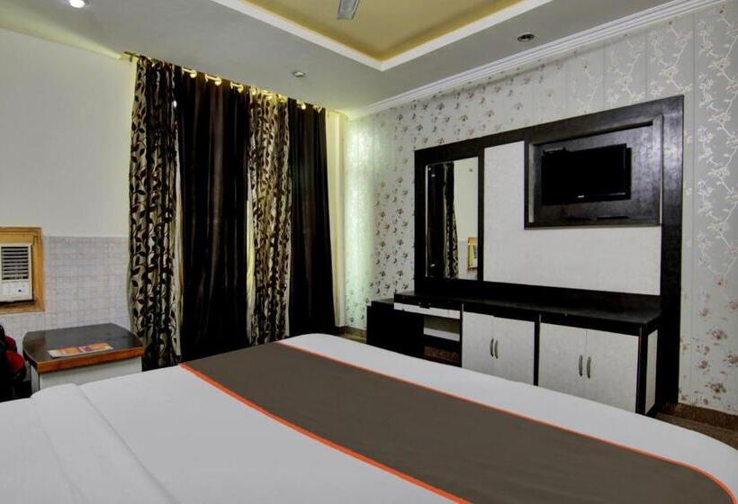 Hotell Collection O The Shree Dhar Niwas