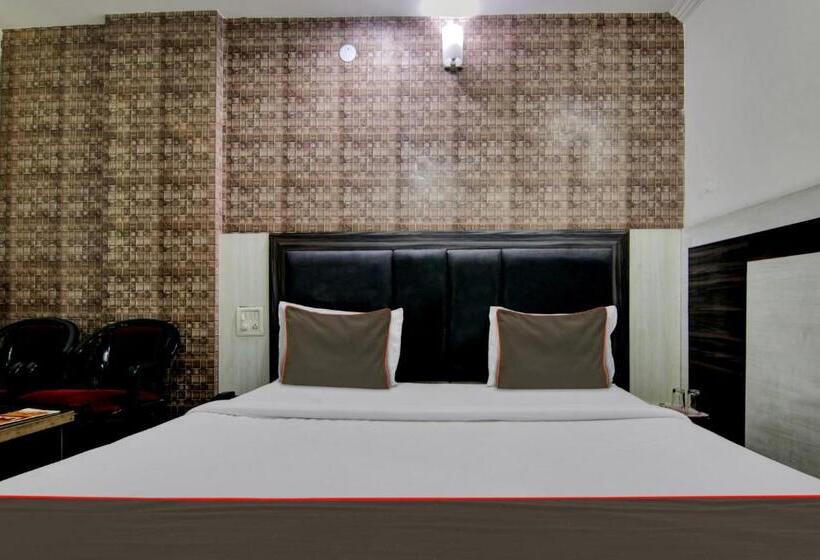 Hotell Collection O The Shree Dhar Niwas