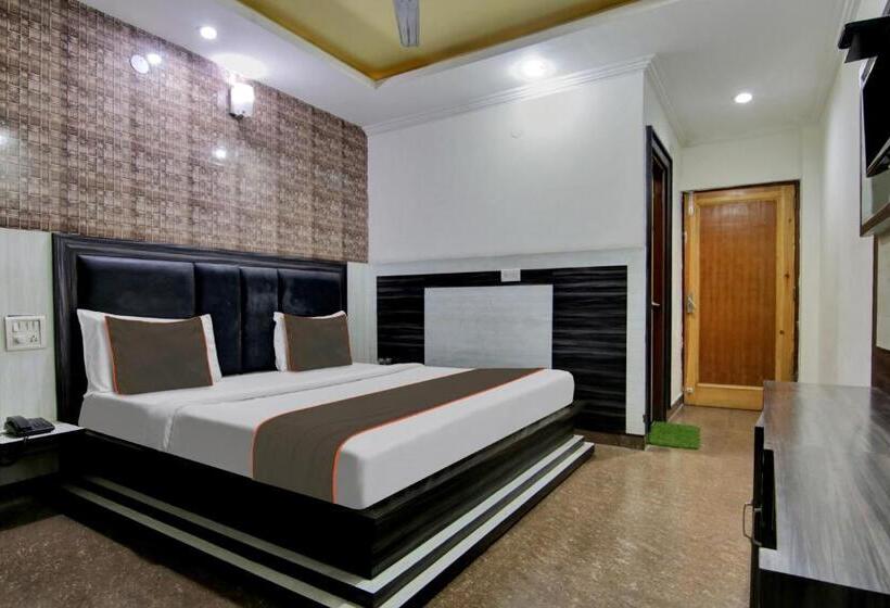 Hotell Collection O The Shree Dhar Niwas