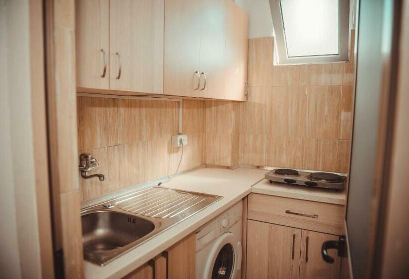 Hostel Central Shkoder