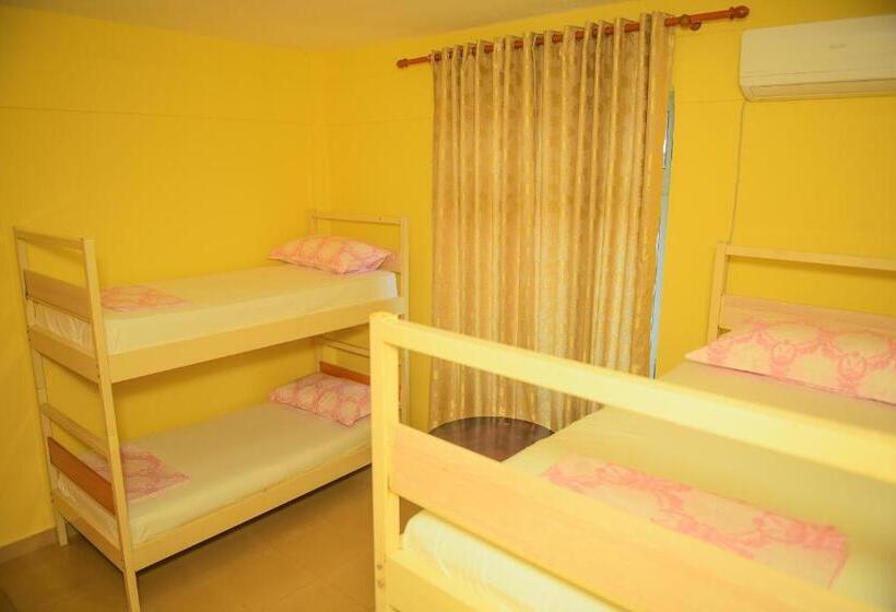 Hostel Central Shkoder