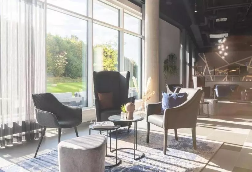 Hotelli Acora Augsburg Living The City